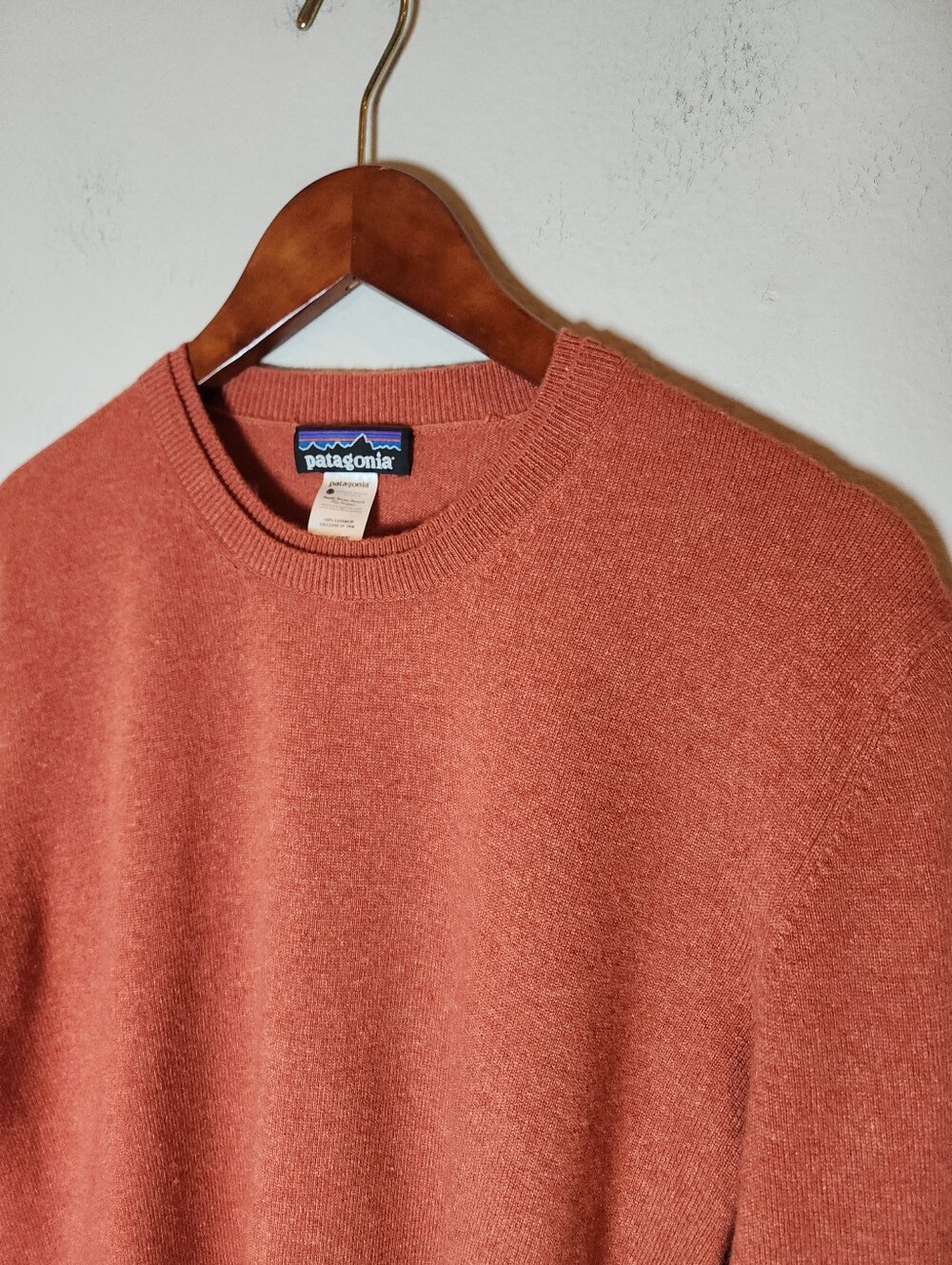 Patagonia 100% Cashmere Orange Crewneck Sweater Men's Size Medium - Picture 14 of 14